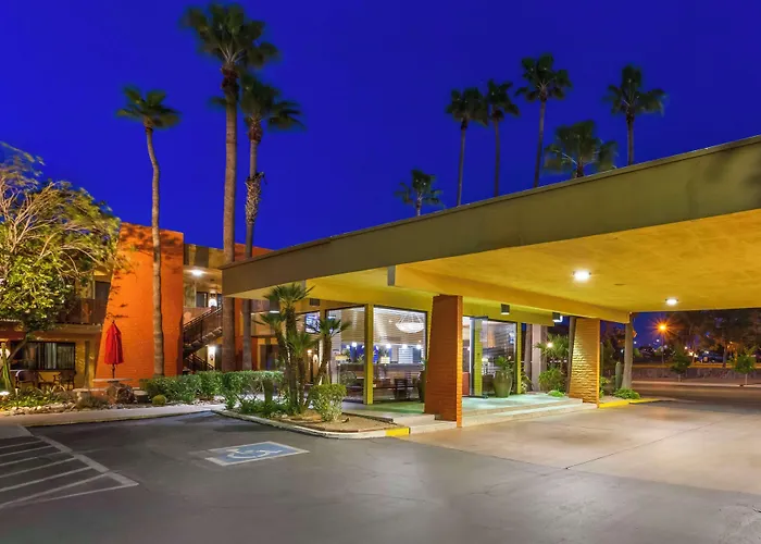 Royal Sun Hotel & Suites